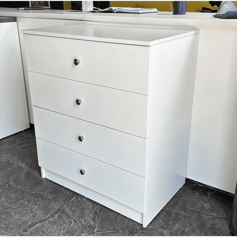 Chest (4 Drawers) - Silver/Gold knobs